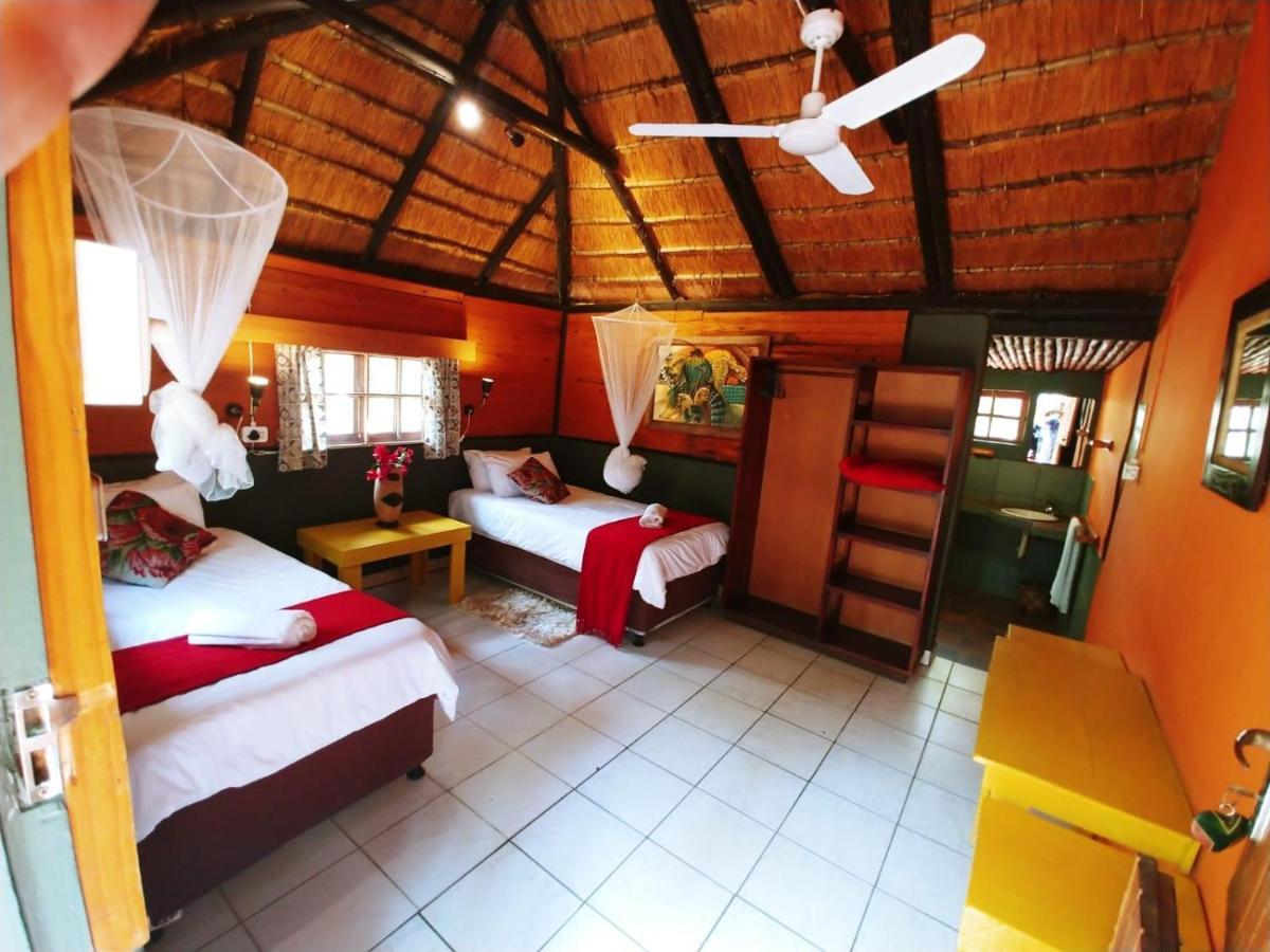 Pumusa Bushcamp Глуглуве Екстер'єр фото