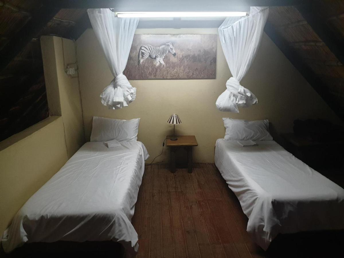 Pumusa Bushcamp Глуглуве Екстер'єр фото